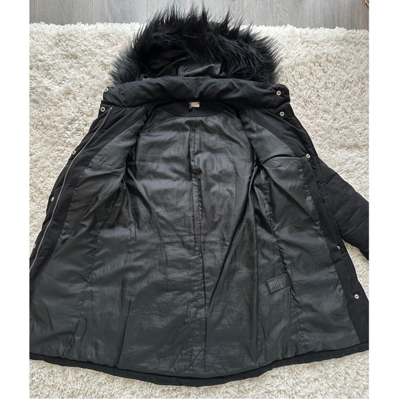 H&M - Picture 3 of 8